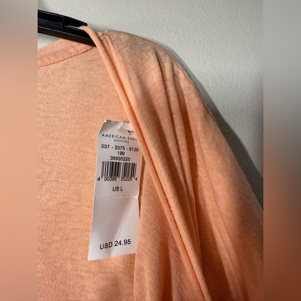 American Eagle Basic V Neck Oversized Top NWT - image 4